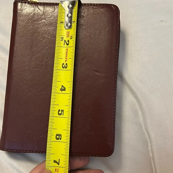 The Holy Bible Revised Standard Version Catholic Edition. Zipper Case Bible. - Picture 12 of 13